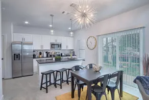 BRAND NEW Stylish 3BR2BA Near Exciting Downtown - Image 2