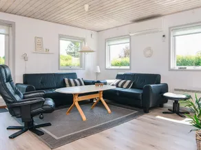 Four-Bedroom Holiday Home In Haderslev - Image 3