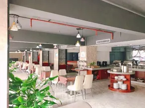 Yinshan International Hotel - Image 4