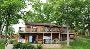 Clear Lake Resort - Image 4