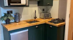 Newydd Lodge with private hot tub - Image 3