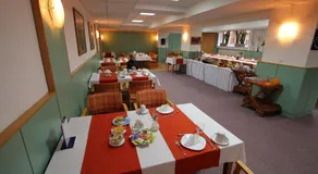 Hotel KAMU GARNI - Image 3