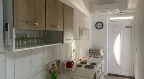 Lav Apartments - Image 2