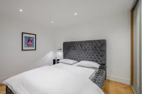 Parkway House - Image 2