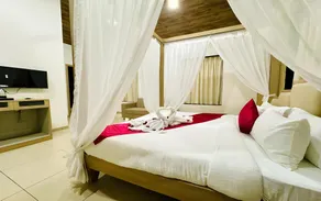 Bhama Lake Resort - Image 5