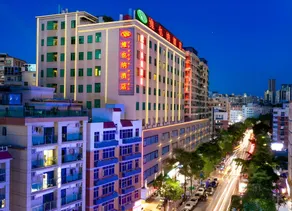Vienna Hotel Shenzhen Bao'an Liutang Metro Station - Image 4