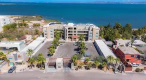 Suite Frente Al Mar, El Centenario, La Paz - Image 5