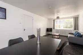 Cornsay Close - Image 5