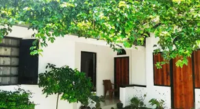 20 House Arugam - Image 2