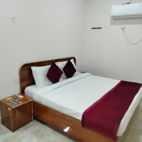 B D Resort - Image 2