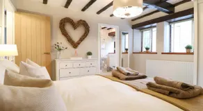 Magnolia Cottage - Image 2