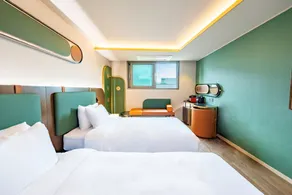 L&L Central Hotel - Image 2