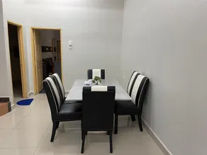 SHAH HomeStay Gong Badak(4 Bilik) with NETFLIX - Image 2