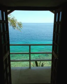 Family Oceanview Room -La Bella- near Oslob Whale - Image 2