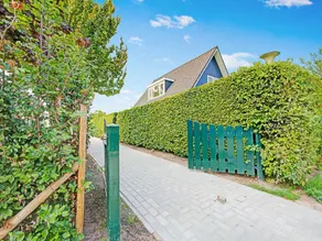 House in Boornzwaag with Private Jetty - Image 3
