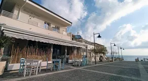 Borgo dei Pescatori - SUL MARE - Image 2