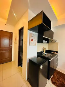 Studio unit at The Beacon Makati near Greenbelt - Image 3