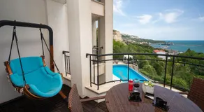 Queen's view 14-Pools-Near Botanic garden - Image 4