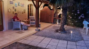 Le Presbytère Bed & Breakfast - Image 2