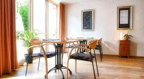 Sleepwood Hotel - Image 5