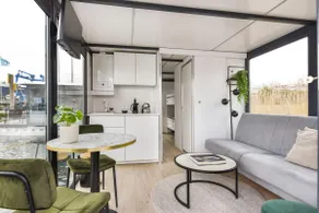 Cosy tiny houseboats near beach and restaurants by Weltevreden Experience - Image 2