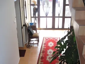 V3 Villa - Image 4