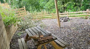 Lochview Apartment - Image 5