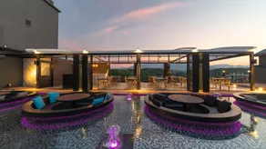 Two Y Hotel - Image 3