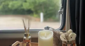 Cosy Motorhome Escape in Surrey - Image 3