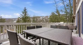 Luxury Poconos Chalet - 3 Mins to Camelback - Image 5