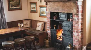 The Horse and Jockey - Image 3