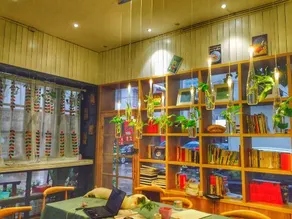 Xiyu Hostel · Cat Cafe - Image 3