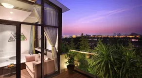 Li River Resort Villa Hotel - Image 3