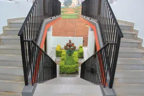 Two Seas Residence - Image 5