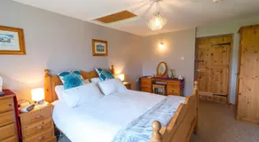 Little Abbey Farm - Image 2