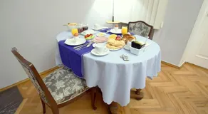 Kipiani GuestHouse - Image 4