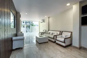 Hotel O New Apple Pie Near Iskcon Temple Noida - Image 3