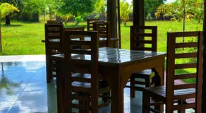 Greenbury Kite Hostel & Restaurant - Image 4