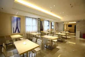 City Comfort Inn Hotel Guiyang Normal University Yangmingci Metro Station - Image 3