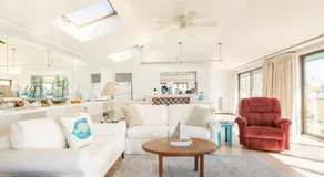 Hudson Riverfront Home - Image 3