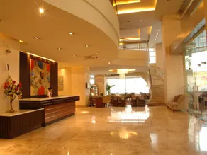 Lancaster Hotel Manila - Image 2