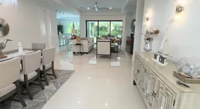 Tropical Oasis - Image 4