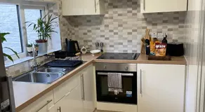 Fabulous 2 bed flat - Image 2