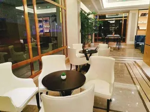 Vienna Hotel Chongqing West Station Square - Image 4