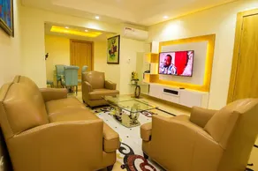 Pearlwort Hotel - Image 4