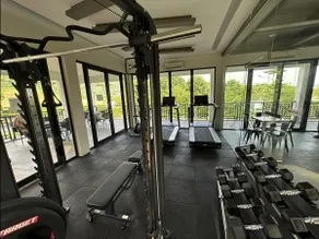 Dream Living - Free GYM & Swimming Pool - Image 3