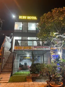 Ruby Hotel - Image 5