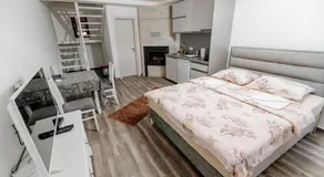 Bungalow Holiday - Image 2