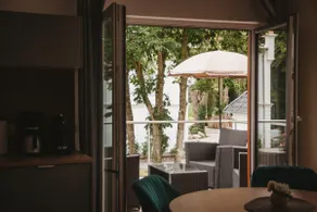 Schöne zwei Zimmer Wohnung mit großer Dachterrasse - Image 3