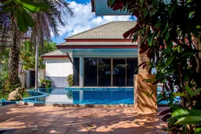 Big Comfortable Villa - Image 3